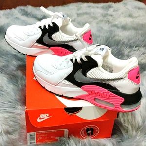Nike air max excee